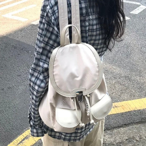 투포켓 나일론 백팩 (아이보리)