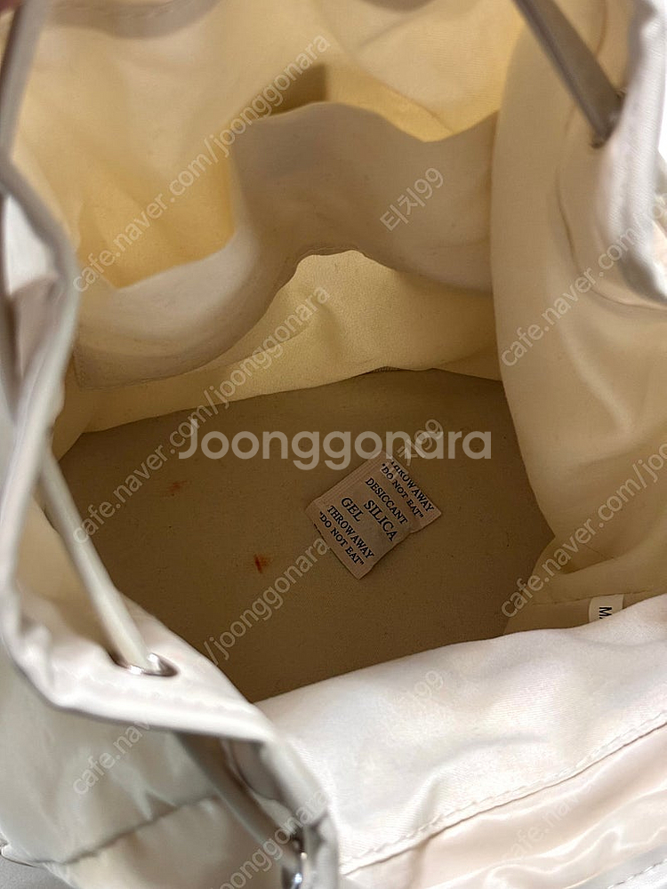 투포켓 나일론 백팩 (아이보리)--4