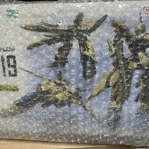 HG 마크로스 플러스 yf19 택배비포함 40,000원에 팝니다.