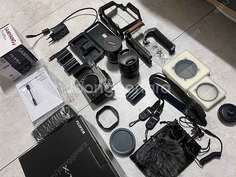 후지 실버 XT4 + XF 18-55 + 삼양8mm 추...--2