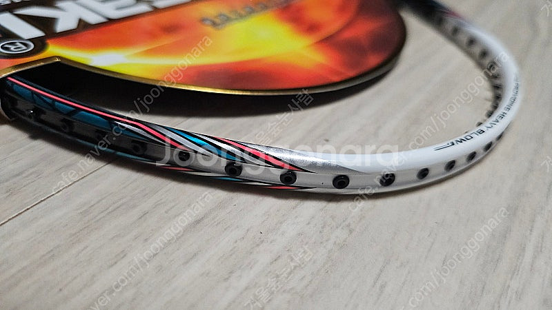 가와사키 프리미엄100 배드민턴채 팔아요.--8