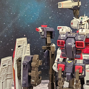MG 풀 아머 건담 썬더볼트, 웨폰&아머 행거 가조