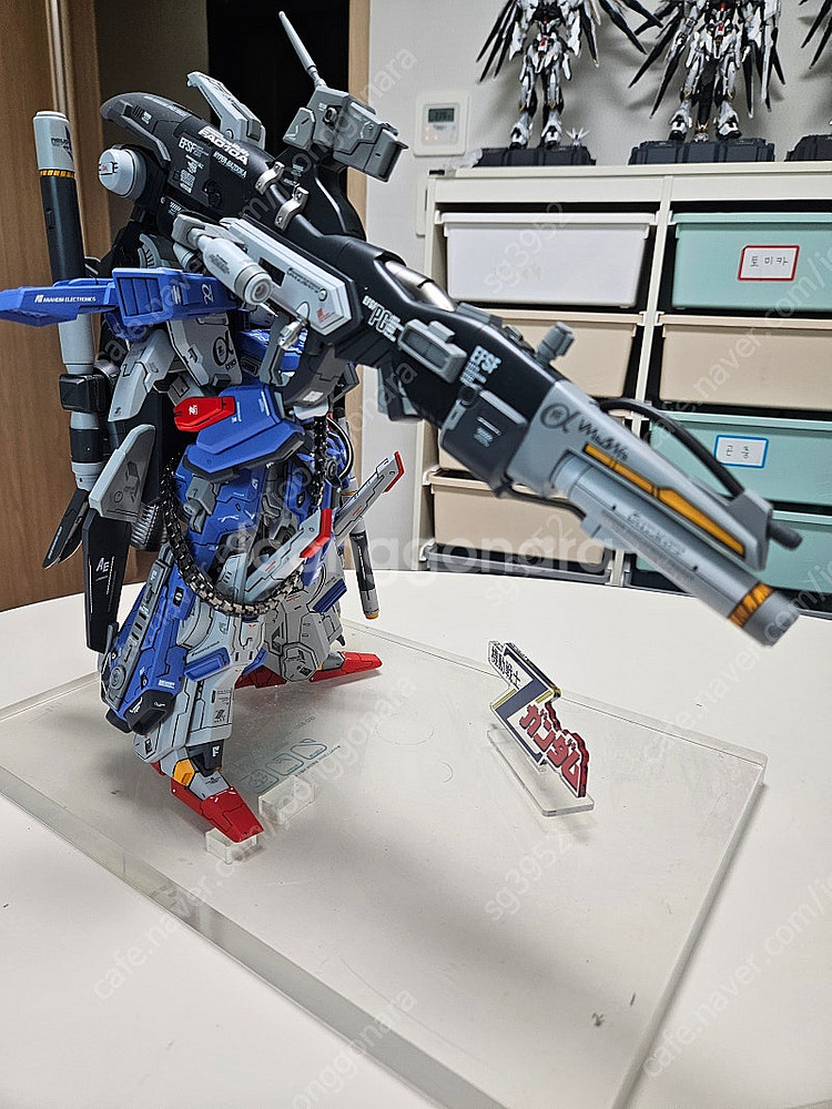 건담 도색작 1/72 풀레진 더블제타 파즈 완성품판매--3