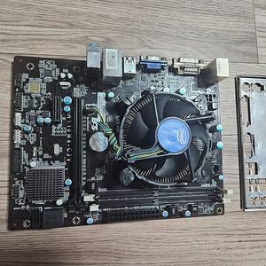 H110M-C3V + cpu i3-6100 팝니다