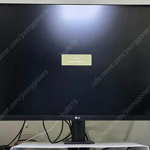 LG 360 32UN880 32인치 모니터 팝니다