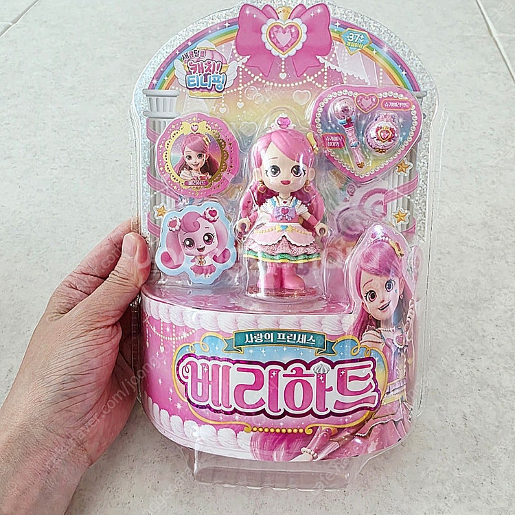새콤달콤캐치티니핑 프린세스 베리하트 피규어 택포--0