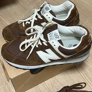 뉴발란스 576 브라운 270 19만