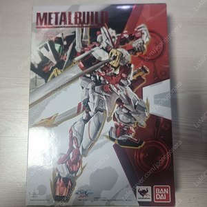 메탈빌드 아스트레이 레드프레임+플라이, 아마츠미나, 데스티니 하이네, 엑시아 트란잠 모드 팝니다.