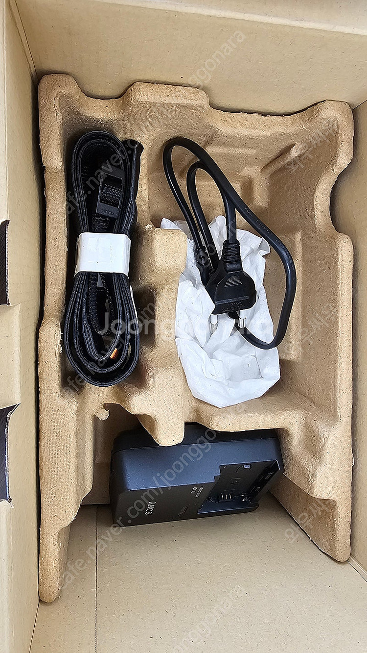 소니 A7R5 (ILCE-7RM5) + 추가 메모리 등...--4