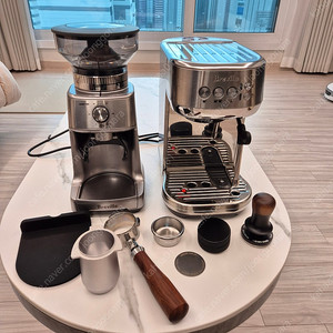 브레빌 밤비노 플러스 에스프레소 머신 & BCG600 그라인더