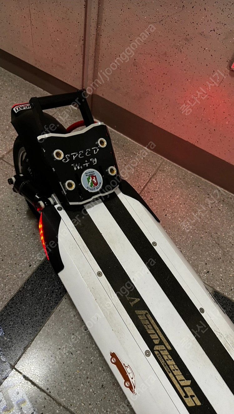 고성능 접이식 전동 킥보드 스피드웨이5 커스터마이징 상태 좋음--5