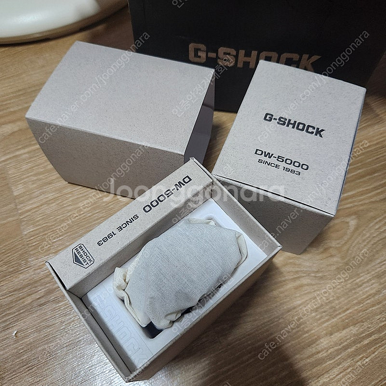 지샥 DW-5000R-1ADR 새제품 팝니다.--0