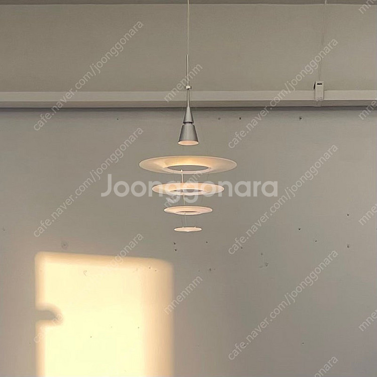 루이스폴센 에니그마 팬던트 조명--2
