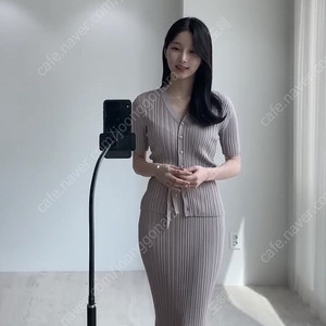 시에 보브 벨티드 가디건 + 머메이드 스커트 맥시 베이지 셋업