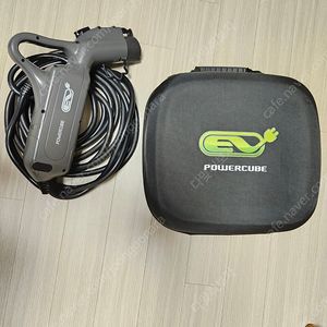 신형 파워큐브 220v 가정용 전기차 충전기 팝니다.(무료배송)