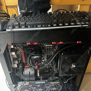 (소장 및 눈요기)인텔 2700k 본체 팝니다. 32gb ssd 120 아벡시아.커세어.아수스.기가바이트.짭수 등.