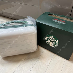 스타벅스 레디백 화이트 새상품