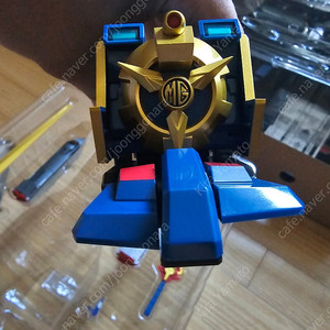 더합체 마이트가인&마이트카이저(개봉품 특전포함)+마이트건너&카이저캐리어(미개봉품 특전포함) 팝니다.