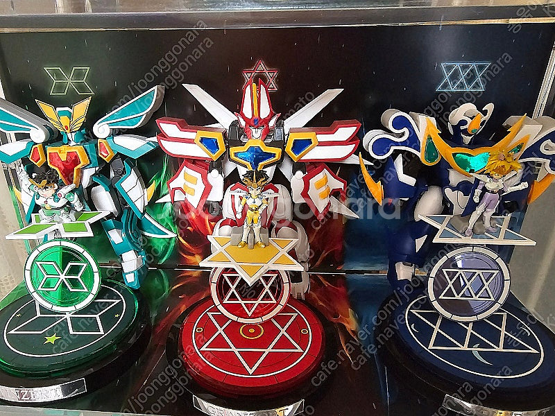 모데로이드 그랑죠3종&슈퍼그랑죠3종&아크릴장식장(Led)&주인공도색캐릭터 3명,구리구리포함 총4종&마법진베이스--1