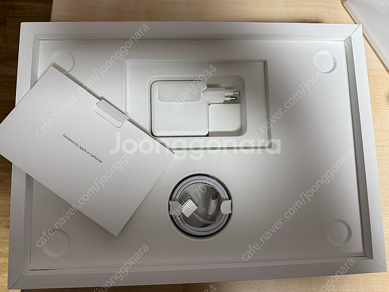 (안전)맥북에어 15인치 M4 16GB+512GB 실버--2