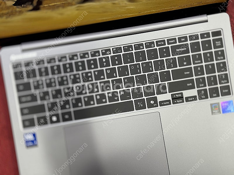 삼성 갤럭시 북5 프로 16인치 NT960XHA-K71...--1