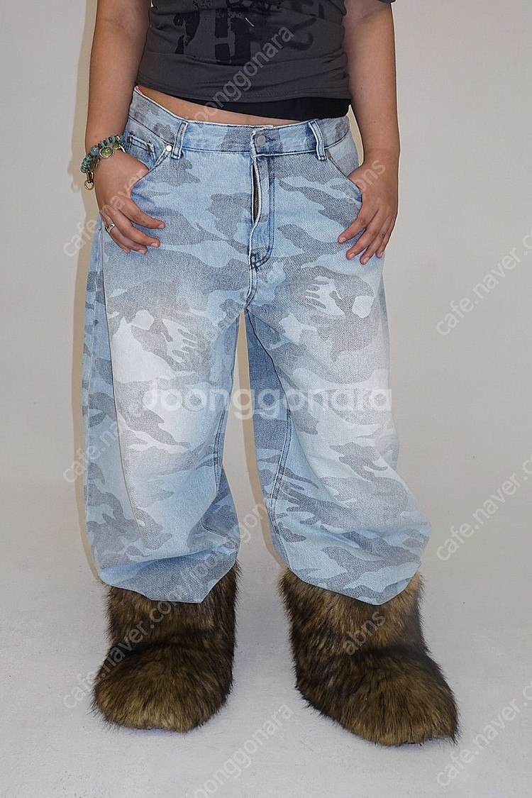 카모 데님 팬츠, 와이드 팬츠, 유니섹스 커브드진 판매합니다--0