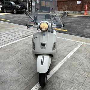 베스파gts125 저렴히판매합니다