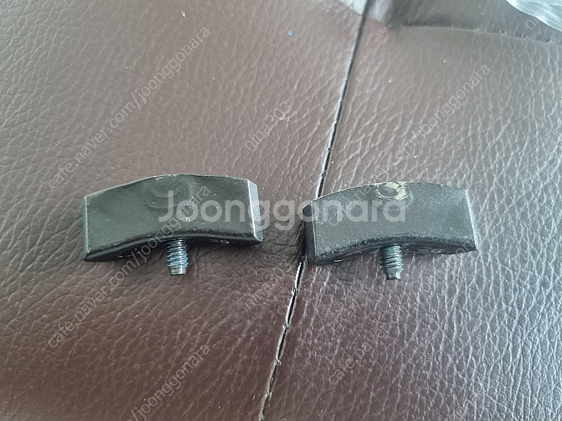 핑440 드라이버 무게추 팝니다. 25g,26g 2개입...--3