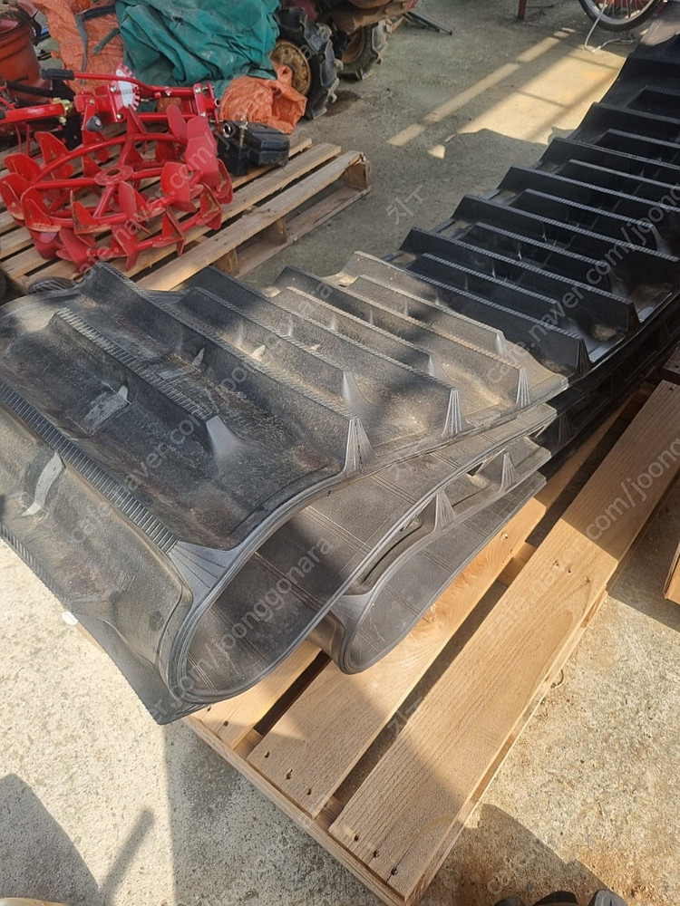 구보다콤바인 궤도 wr90 c805 이미지