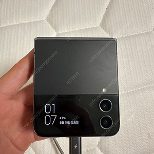 갤럭시 Z플립 4 블랙 256GB