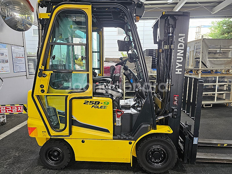 전동지게차 현대25B-9 2.5t--1