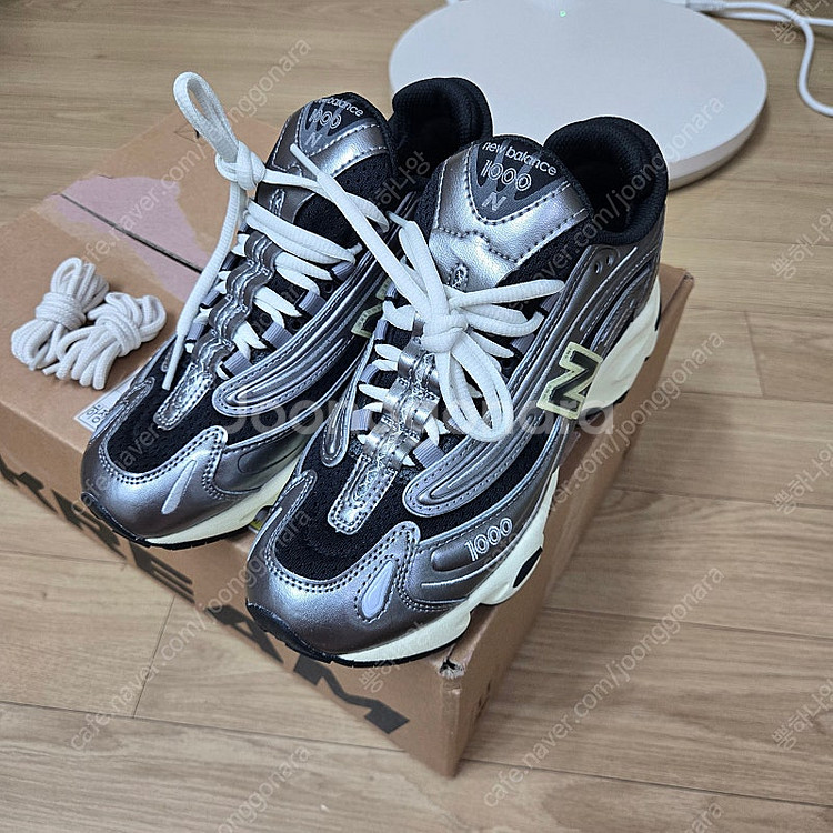 뉴발란스 M1000SL 판매합니다!--1