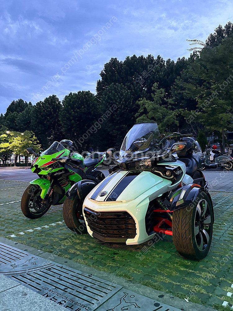 캔암 스파이더 F3s 16년식 16000km--3