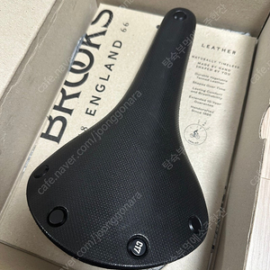 브룩스 캠비움 c17