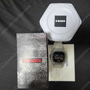 지샥 투명 DW-5600USKE 팝니다.