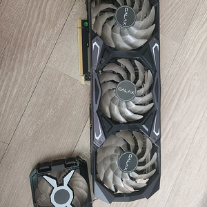 갤럭시 rtx3080 4팬 그래픽카드, asus tuf z490 plus 메인보드, msi b460m mortar wifi 메인보드, nzxt x63 수냉, 삼성, 하이닉스, 웬디