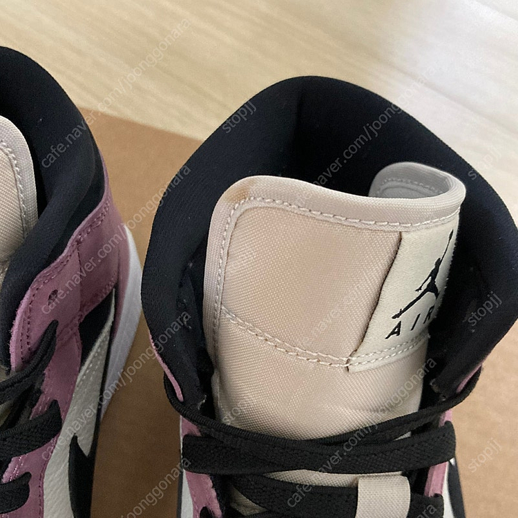 나이키 조던 미드 멀베리 250 이미지