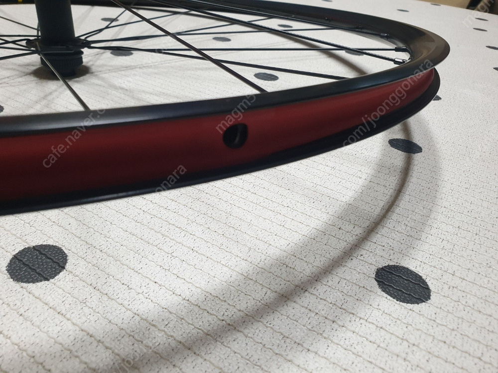 마빅 오픈 프로 로드 disk 휠셋 팝니다.--7