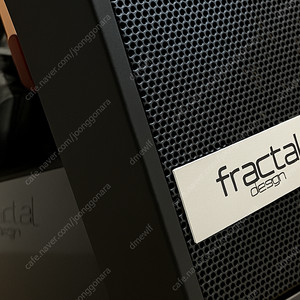 i9-9900K / RTX2080 / RAM 64GB [영상 제작용 데스크탑]
