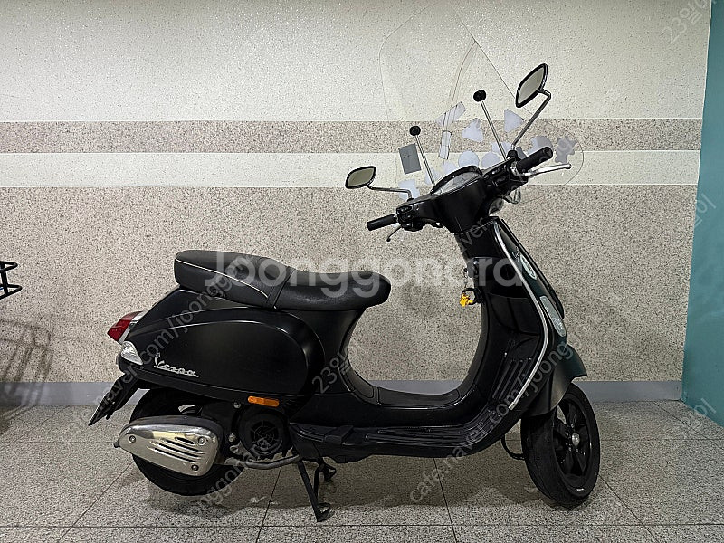 베스파 SXL 125 스쿠터--1