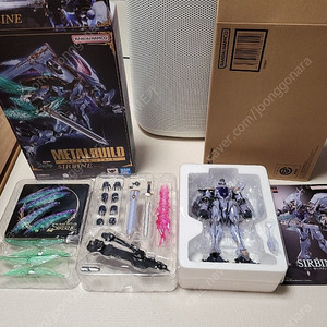 메탈빌드 서바인+사제날개 판매합니다.