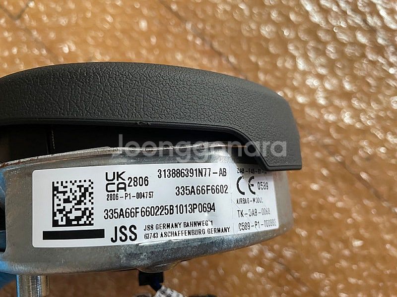 BMW M핸들 정품 JSS 에어백 팝니다.--2