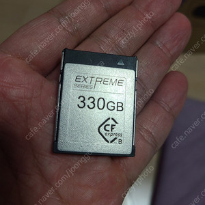 노바칩스 CFexpress B 타입 330GB extreme 팝니다