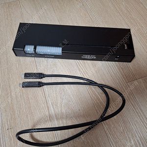 트레블릿 미니 eGPU enclosure+엔클롬 750w 골드 풀모듈러 화이트