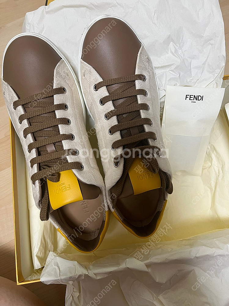 펜디 화이트 FF 로고 남성 스니커즈 7E1350/AAWXF19NX 9사이즈--7