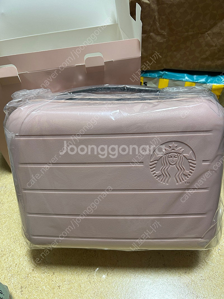 스타벅스 핑크 레디백 새상품 팝니다--0