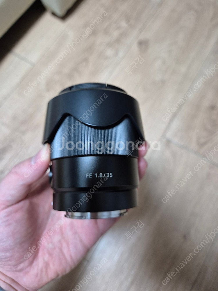 소니 FE 35mm 1.8 풀프레임 렌즈 35.8 팝니다--0