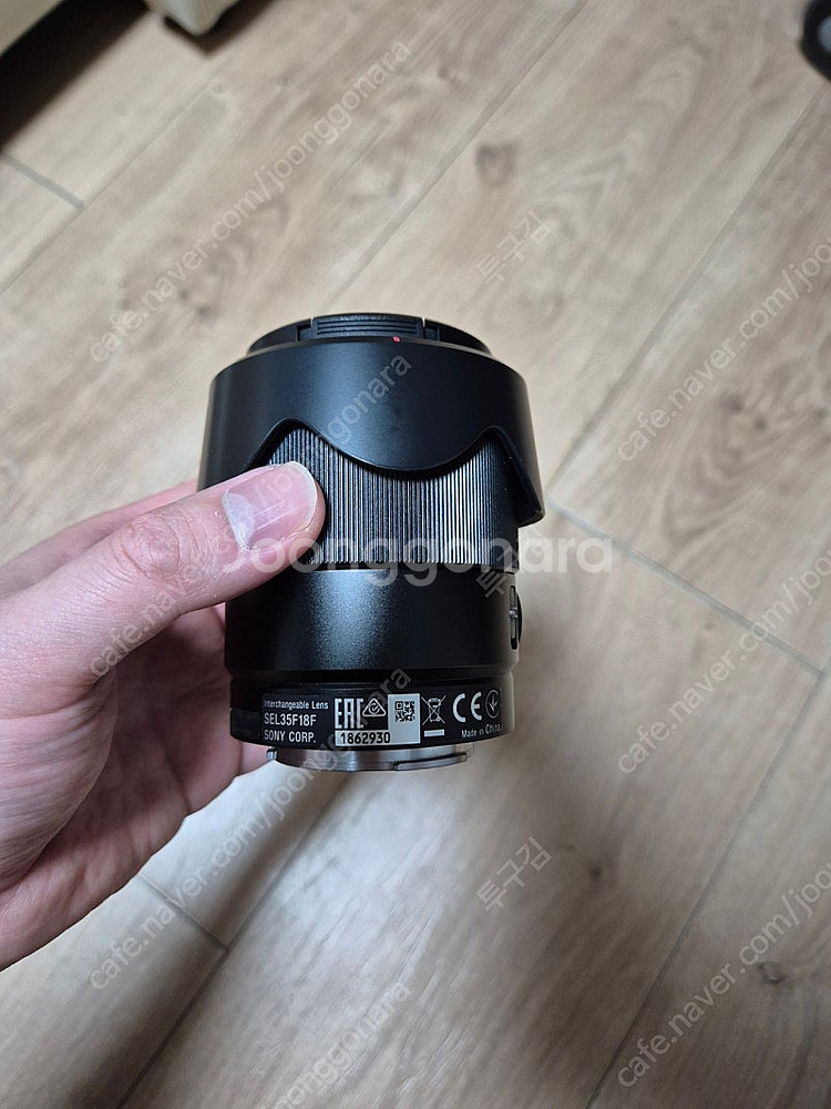 소니 FE 35mm 1.8 풀프레임 렌즈 35.8 팝니다--3