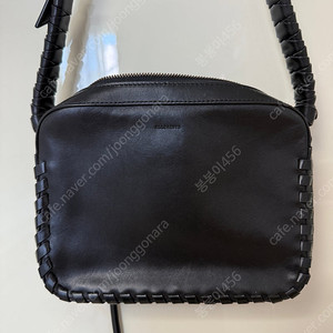 올세인츠 가죽 크로스백 가방