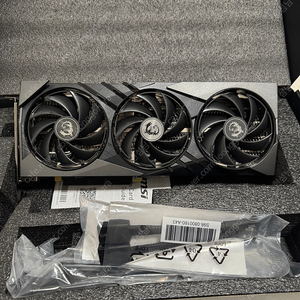 MSI 지포스 RTX 4070 SUPER 게이밍 슬림